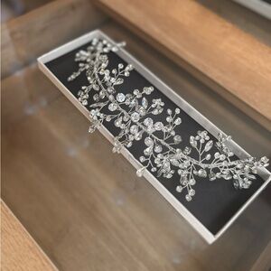 Elegant Silver Crystal Hair Accessory